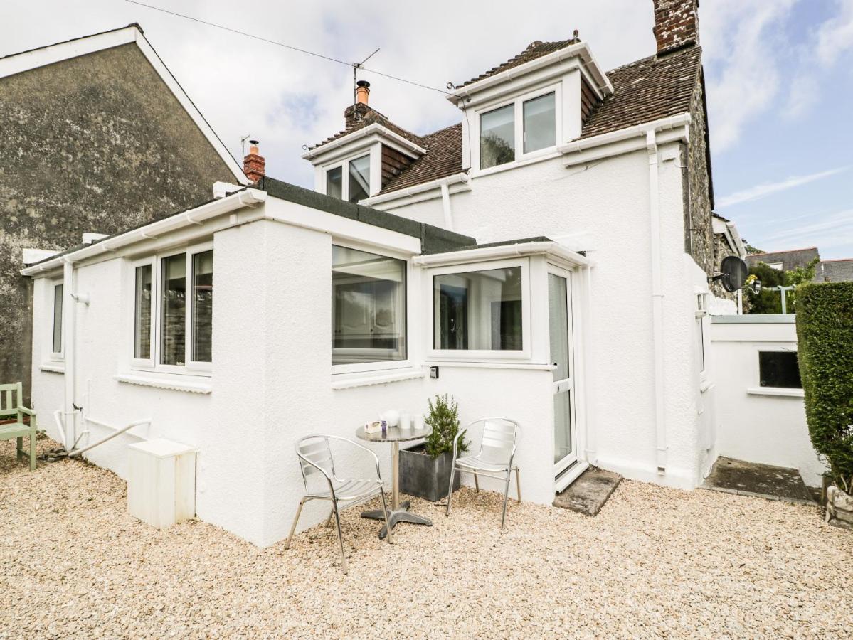 40 The Ridgeway * Weymouth